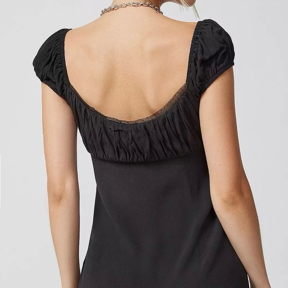 KIMCHI BLUE Urban Outfitters Ana Cap Sleeve Black Mini Dress Size Small - Picture 6 of 16